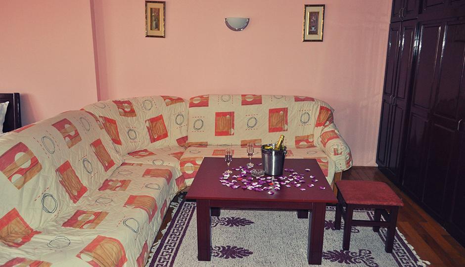 Hotel Satelit Kumanova Dış mekan fotoğraf
