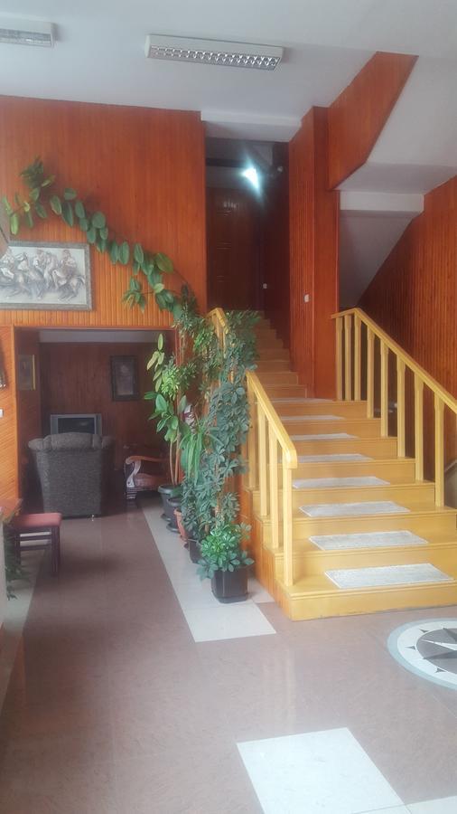 Hotel Satelit Kumanova Dış mekan fotoğraf