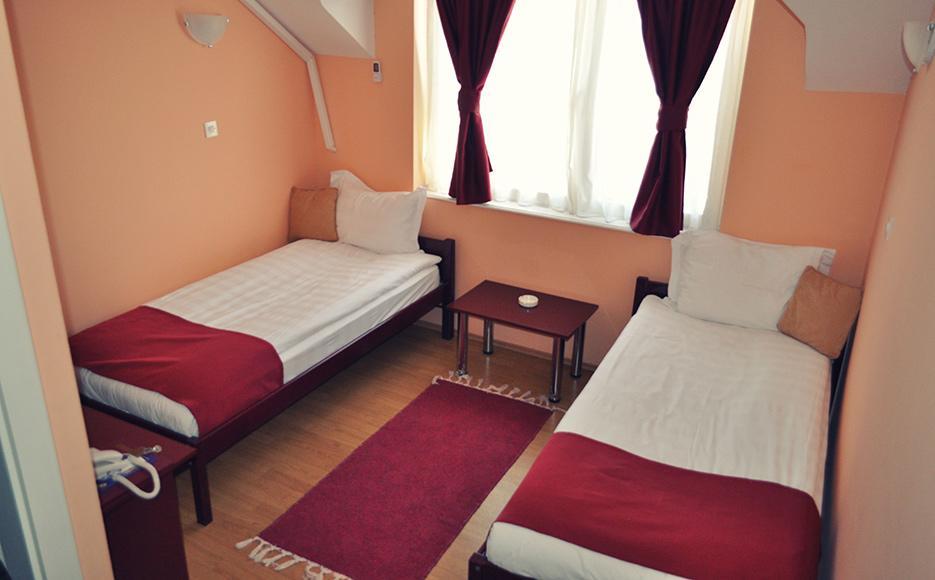Hotel Satelit Kumanova Dış mekan fotoğraf