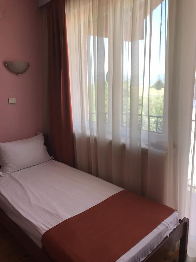 Hotel Satelit Kumanova Dış mekan fotoğraf