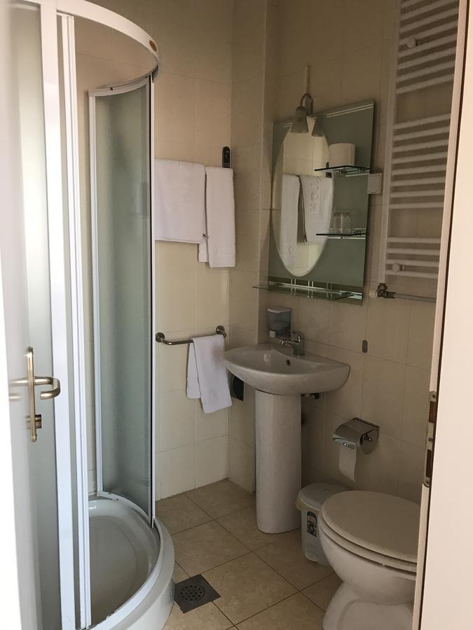 Hotel Satelit Kumanova Dış mekan fotoğraf