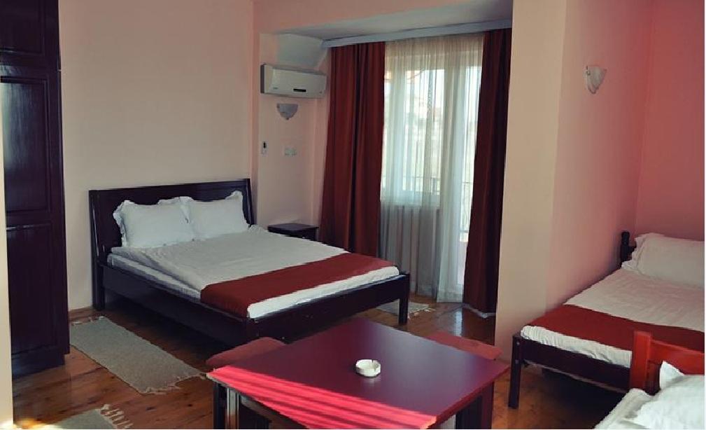 Hotel Satelit Kumanova Dış mekan fotoğraf